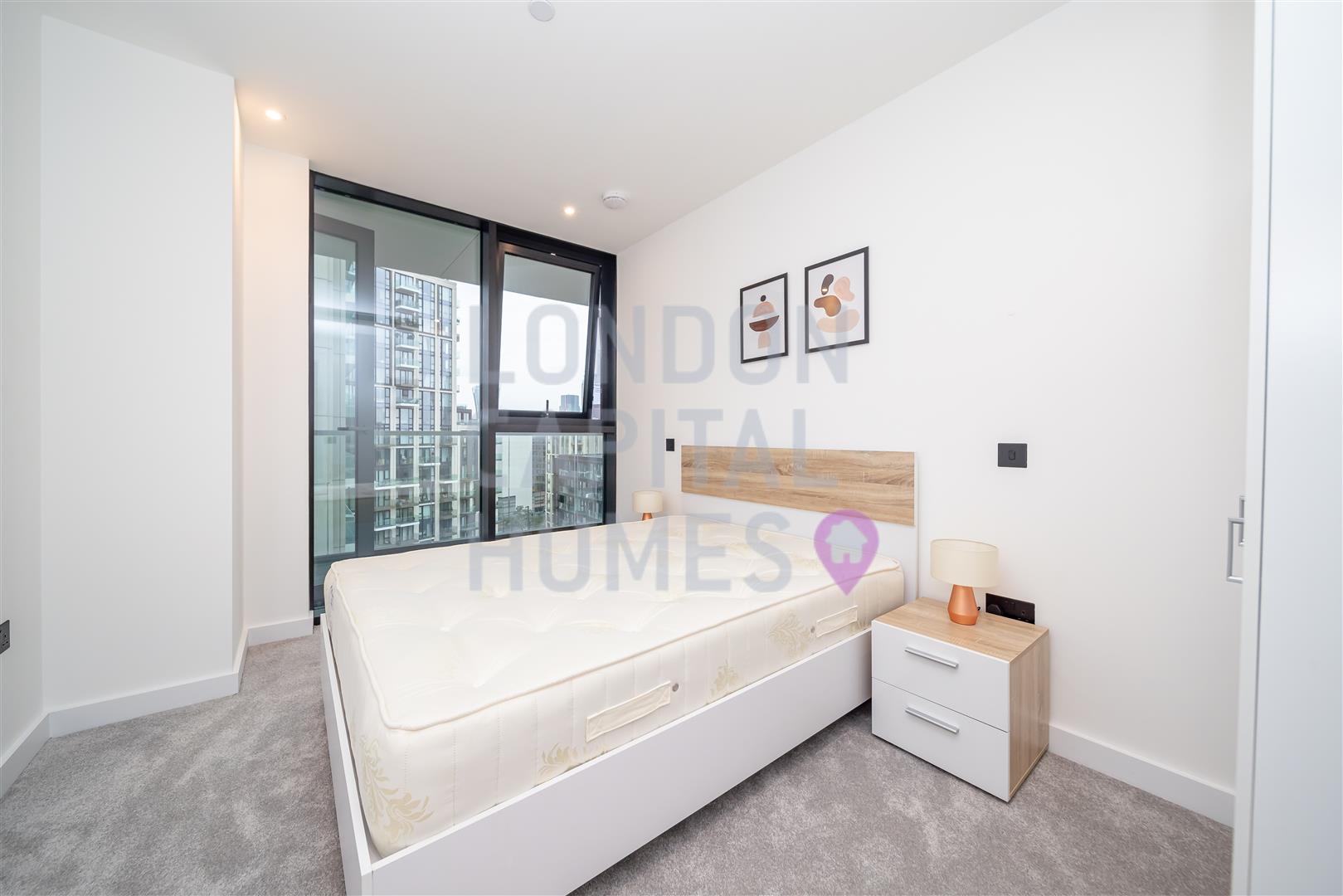 1 merino Gardens, London